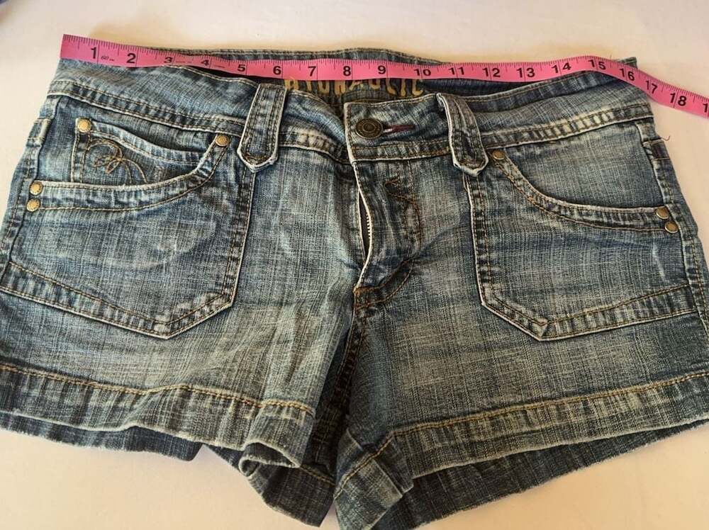 #166 Hydraulic Denim Shorts Size 11/12 Embroidered Pocket Detail